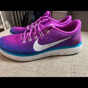 Women’s Nike FreeRun Distance